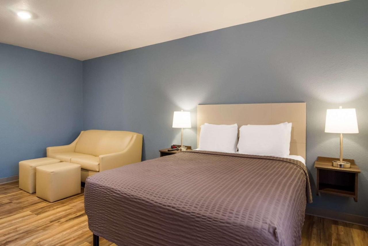 Woodspring Suites Jacksonville - South Exterior photo